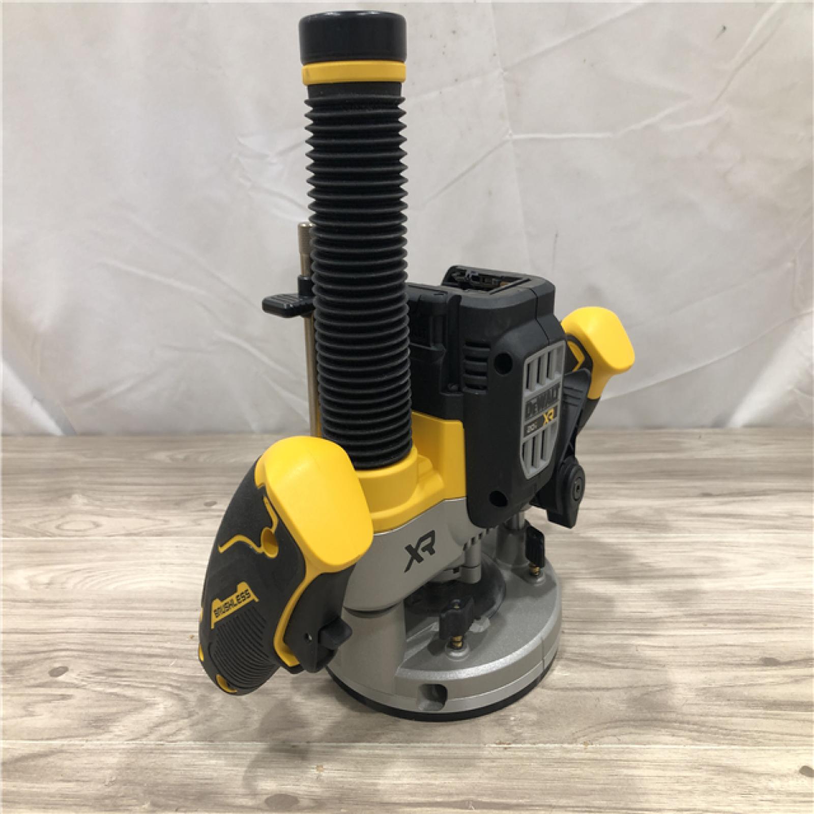 AS-IS Dewalt 20V MAX XR 2-1/4 Peak HP Cordless Plunge Router (Tool Only)