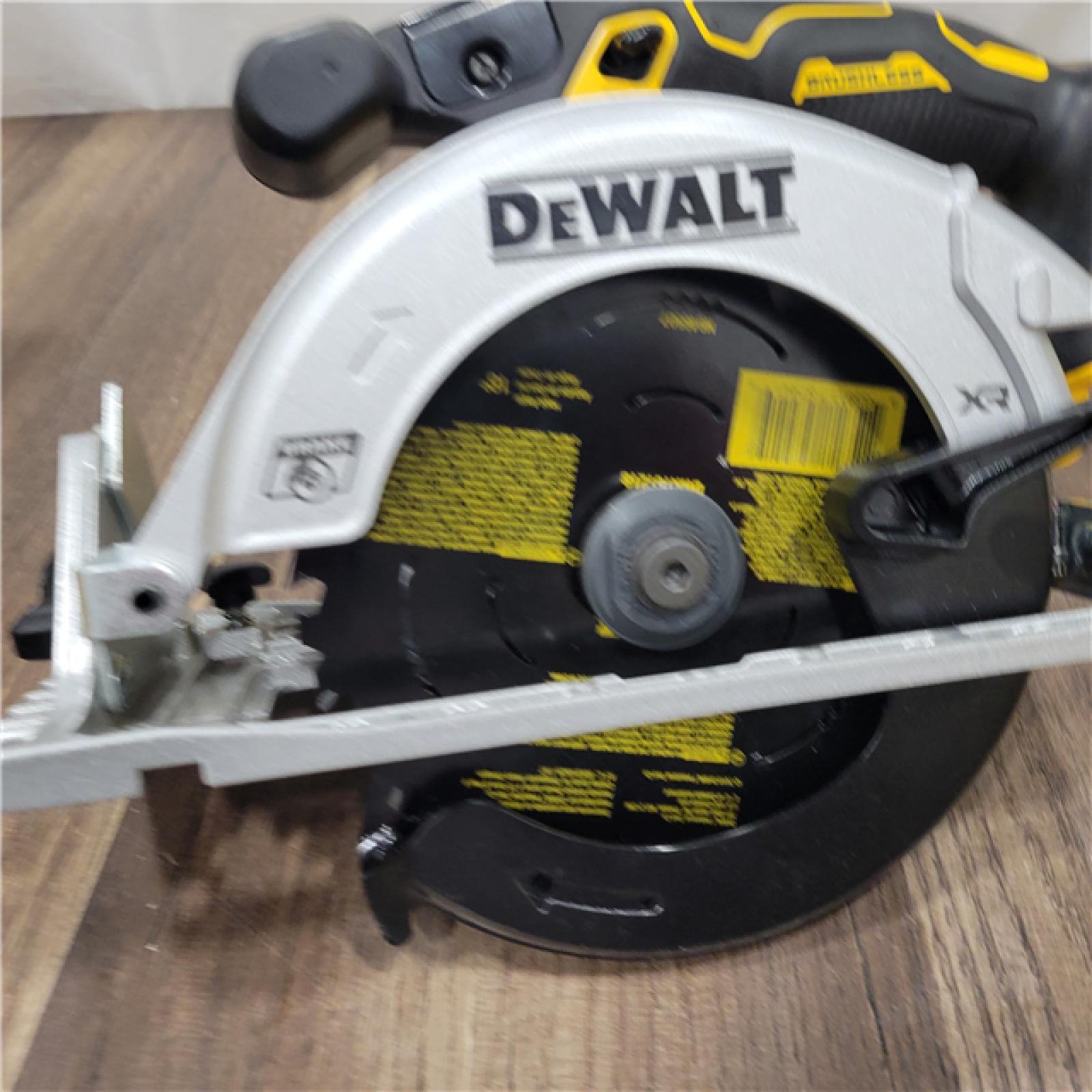 AS-IS DeWALT DCS565B 20V Max Brushless 6.5   Cordless Circular Saw