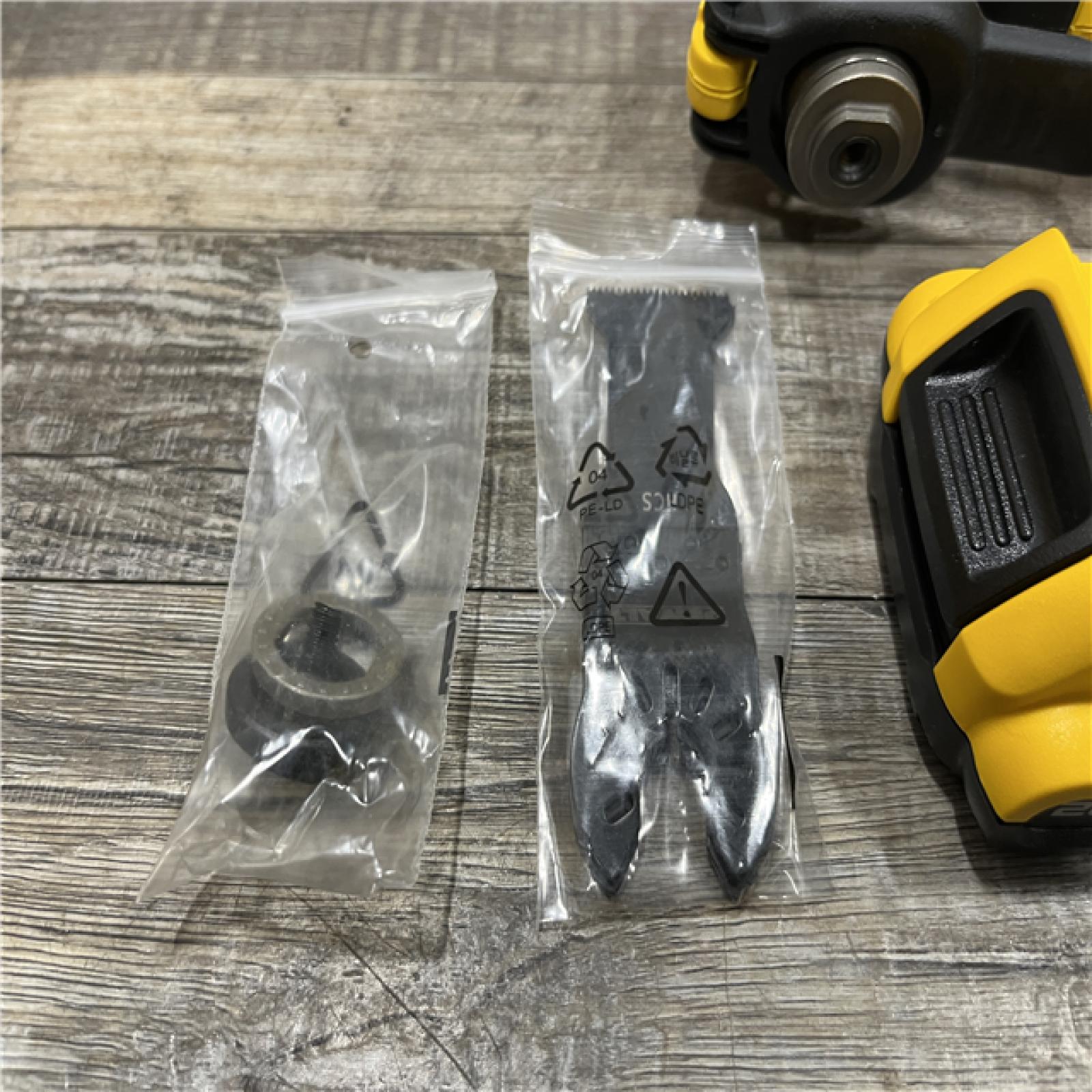 AS-IS DEWALT ATOMIC 20V MAX Cordless Brushless Oscillating Multi Tool Kit