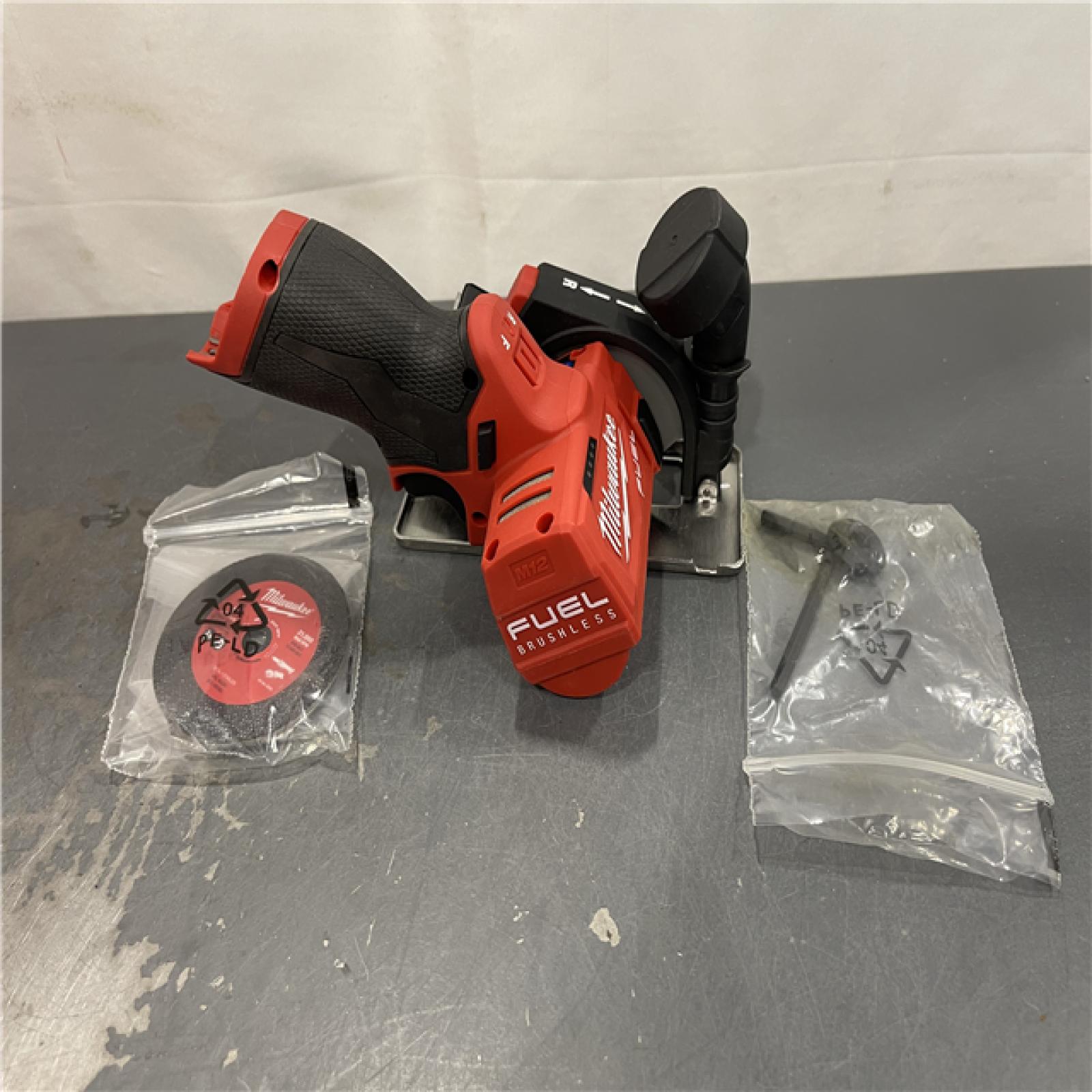 AS-IS - Milwaukee M12 FUEL 12V Lithium-Ion Brushless Cordless 3 in. Cut Off Saw