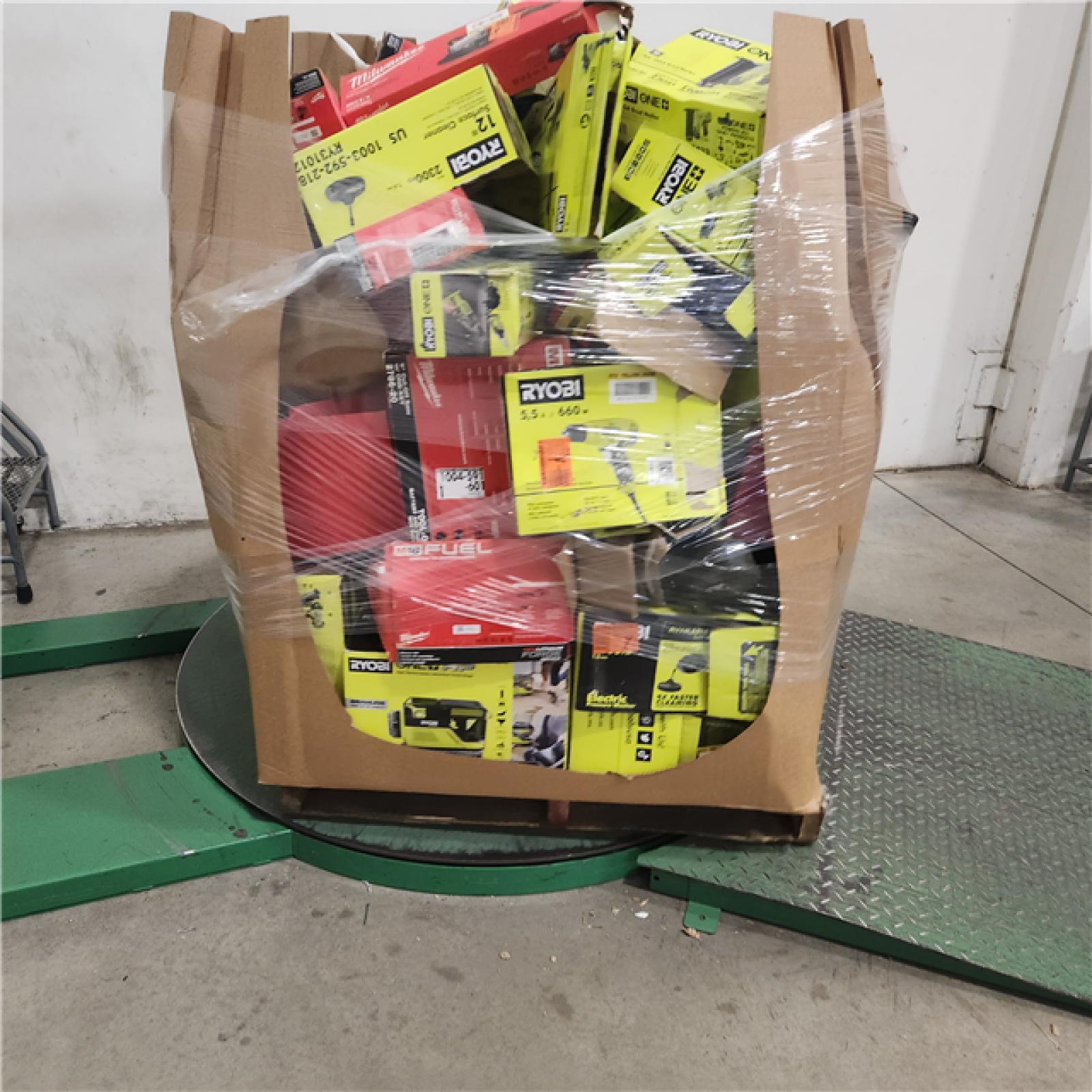 Dallas Location - As-Is Tool Pallet