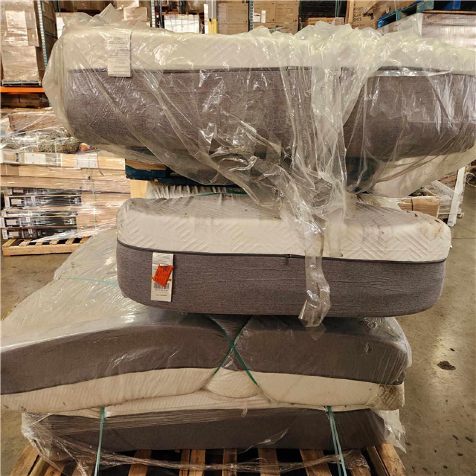 Phoenix AS-IS Mixed Novilla Mattresses Pallet