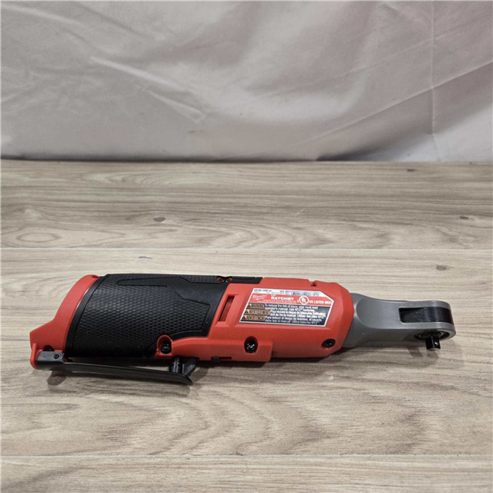 AS-IS Milwaukee 2566-20 M12 FUEL 1/4 in. Cordless High Speed Ratchet (Tool Only)