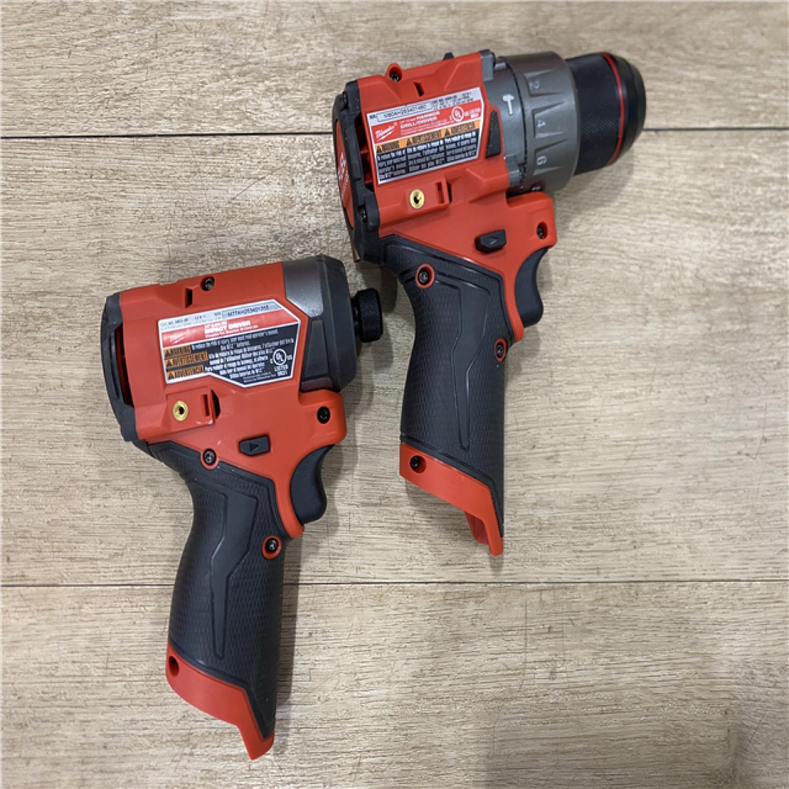 Milwaukee 2497-22 M12 Hammer Drill and Impact Combo