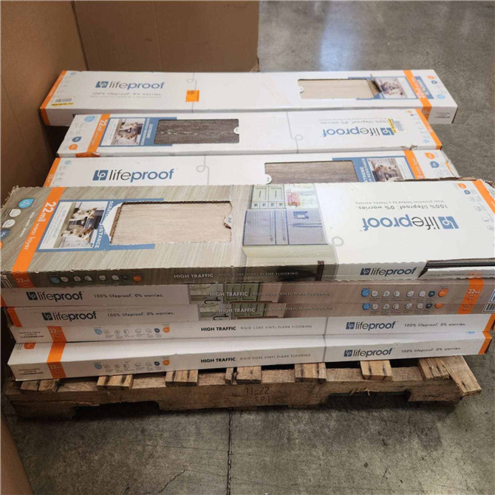 Phoenix NEW Lifeproof  Waterproof Click Lock Luxury Vinyl Plank Flooring Pallet (17-Boxes)