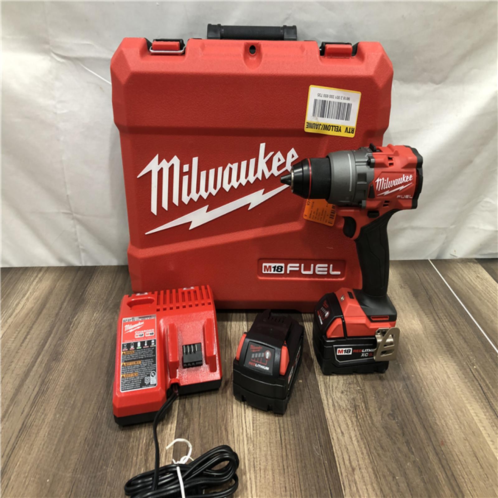 AS-IS Milwaukee FUEL 18V Lithium-Ion Brushless Cordless 1/2 in. Drill/Driver Kit
