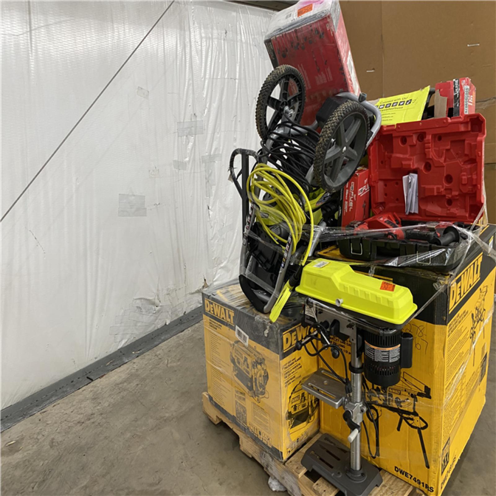 Houston Location AS IS - Tool Pallet