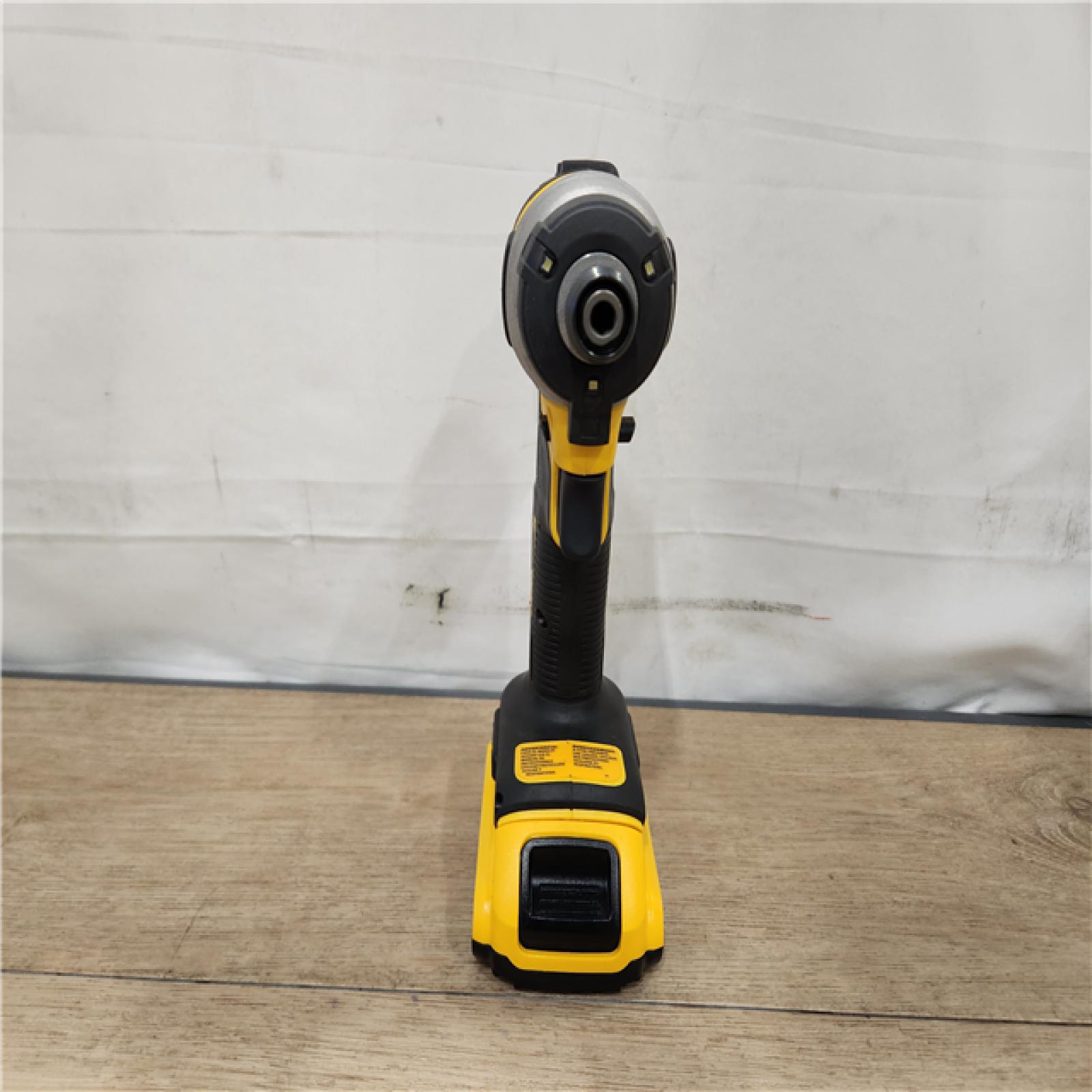 AS-IS- DEWALT ATOMIC 20V MAX* Brushless Cordless Compact 1/4 in. Impact Driver Kit