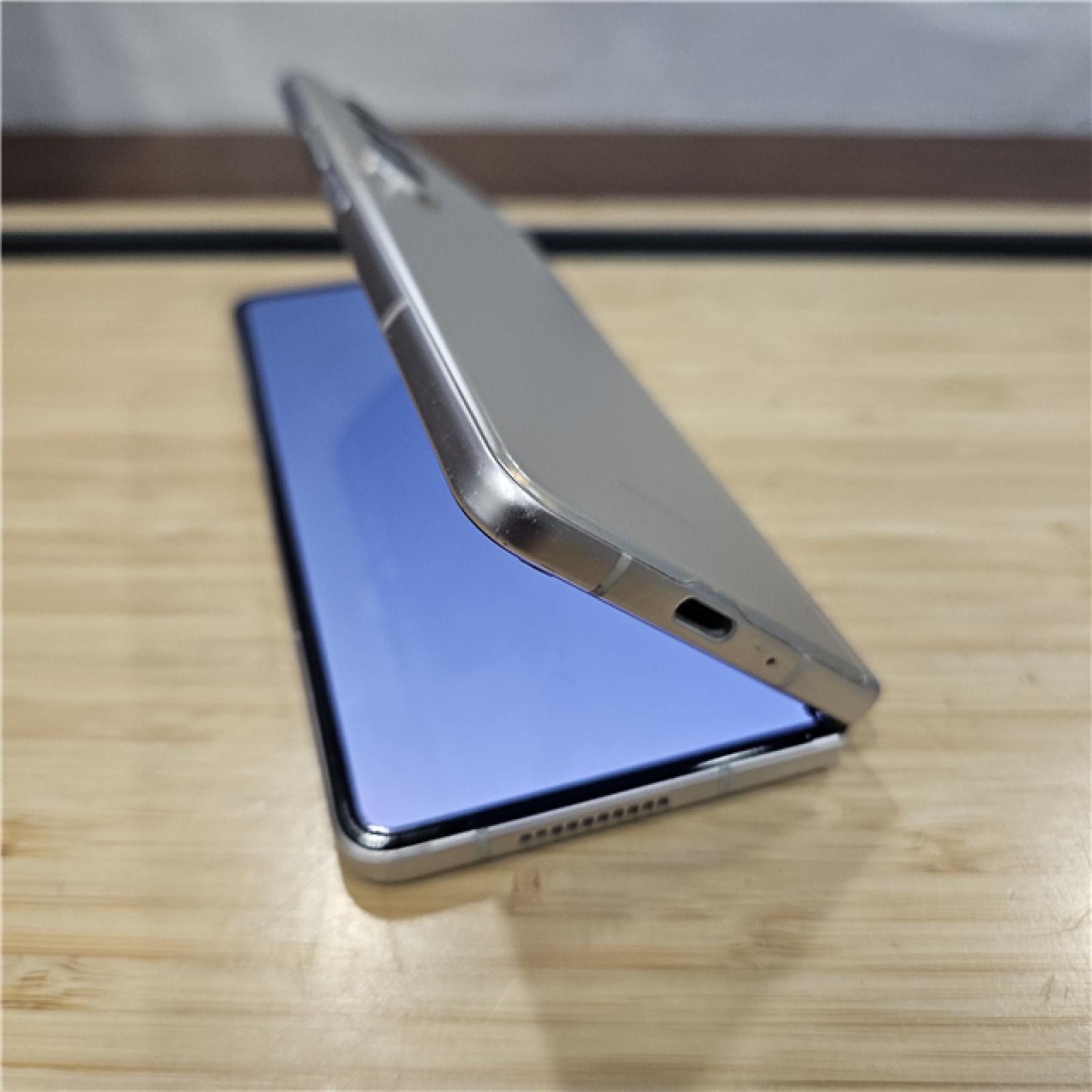 AS-IS Samsung Galaxy Z Fold3 5G 256GB in Phantom Silver