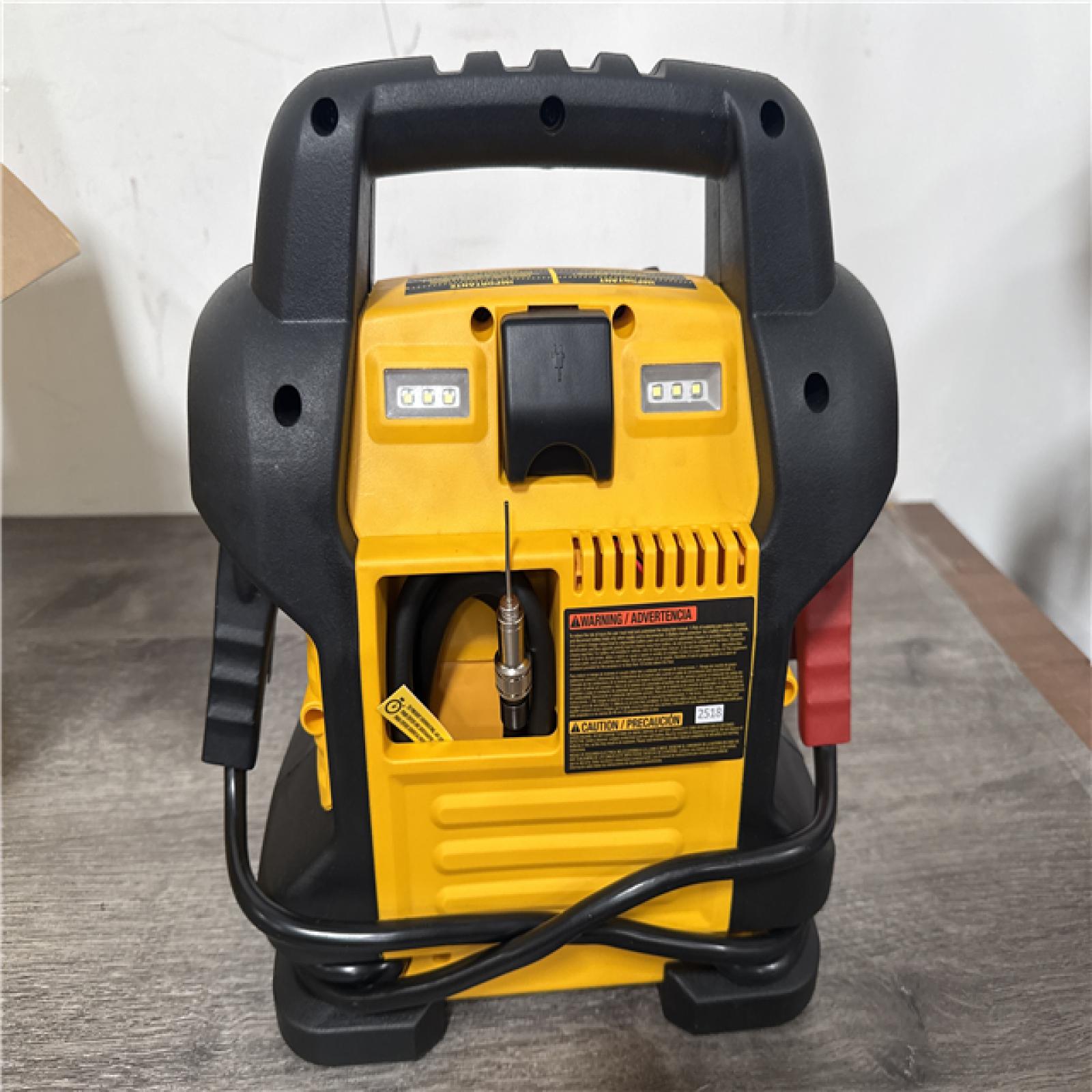 CALIFORNIA LIKE NEW DEWALT PORTABLE JUMP STARTER/INFLATOR