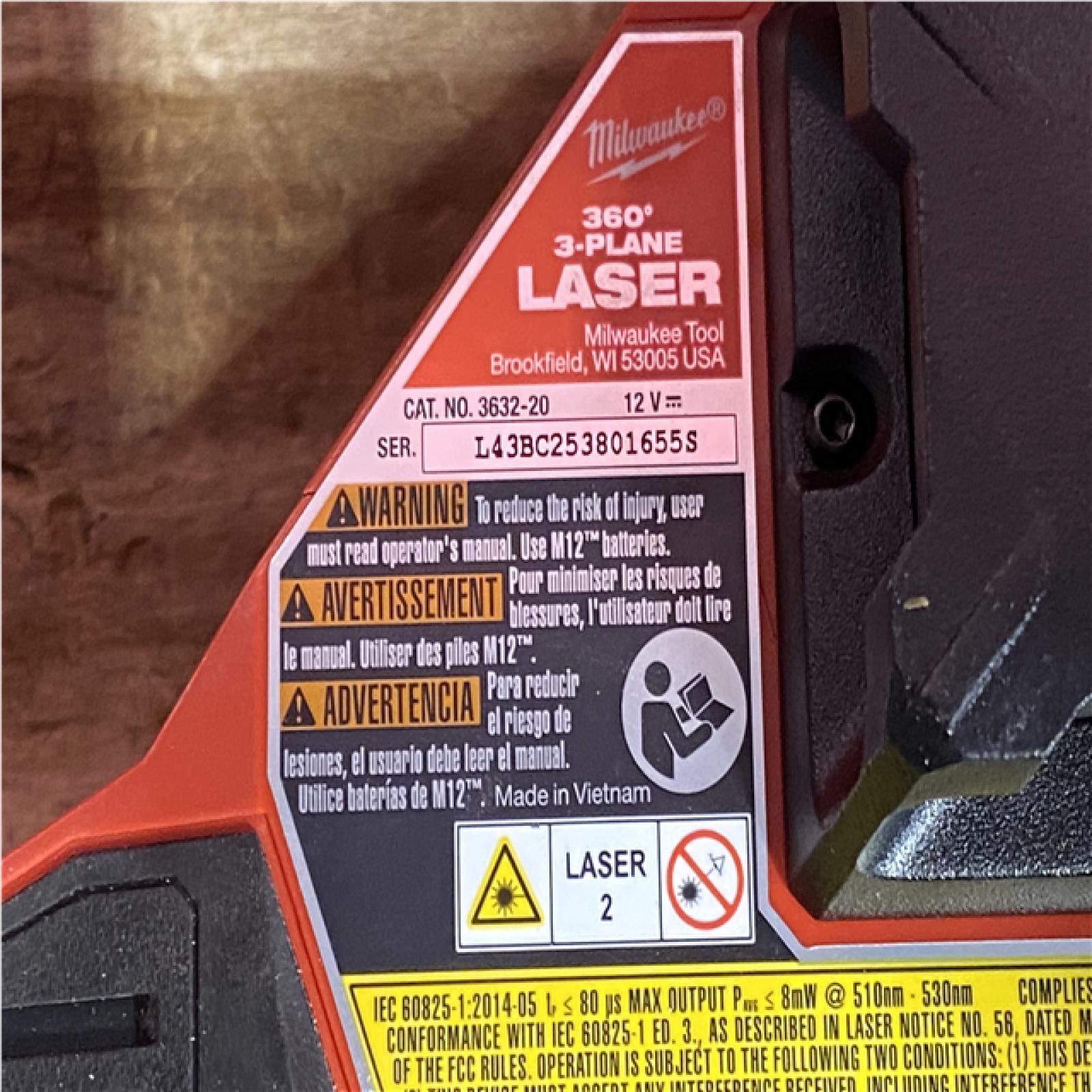 Houston Location AS-IS Milwaukee 12-Volt Lithium-Ion Cordless Green 250 ft. 3-Plane Laser Level Kit