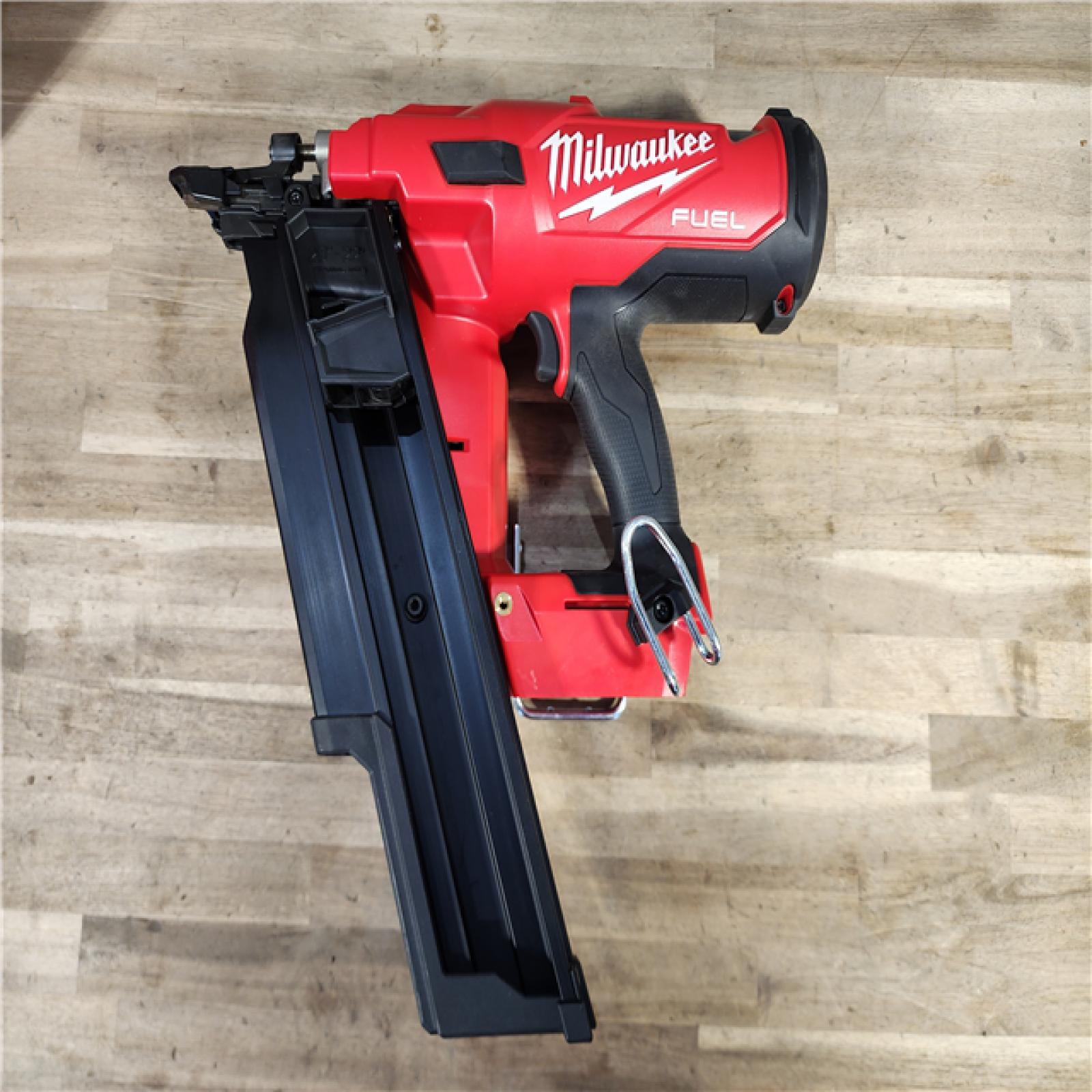 HOUSTON LOCATION - AS-IS (APPEARS LIKE NEW) Milwaukee 2744-20 M18 FUEL 3-1/2 in. 18-Volt 21-Degree Lithium-Ion Brushless Cordless Framing Nailer (Tool-Only)
