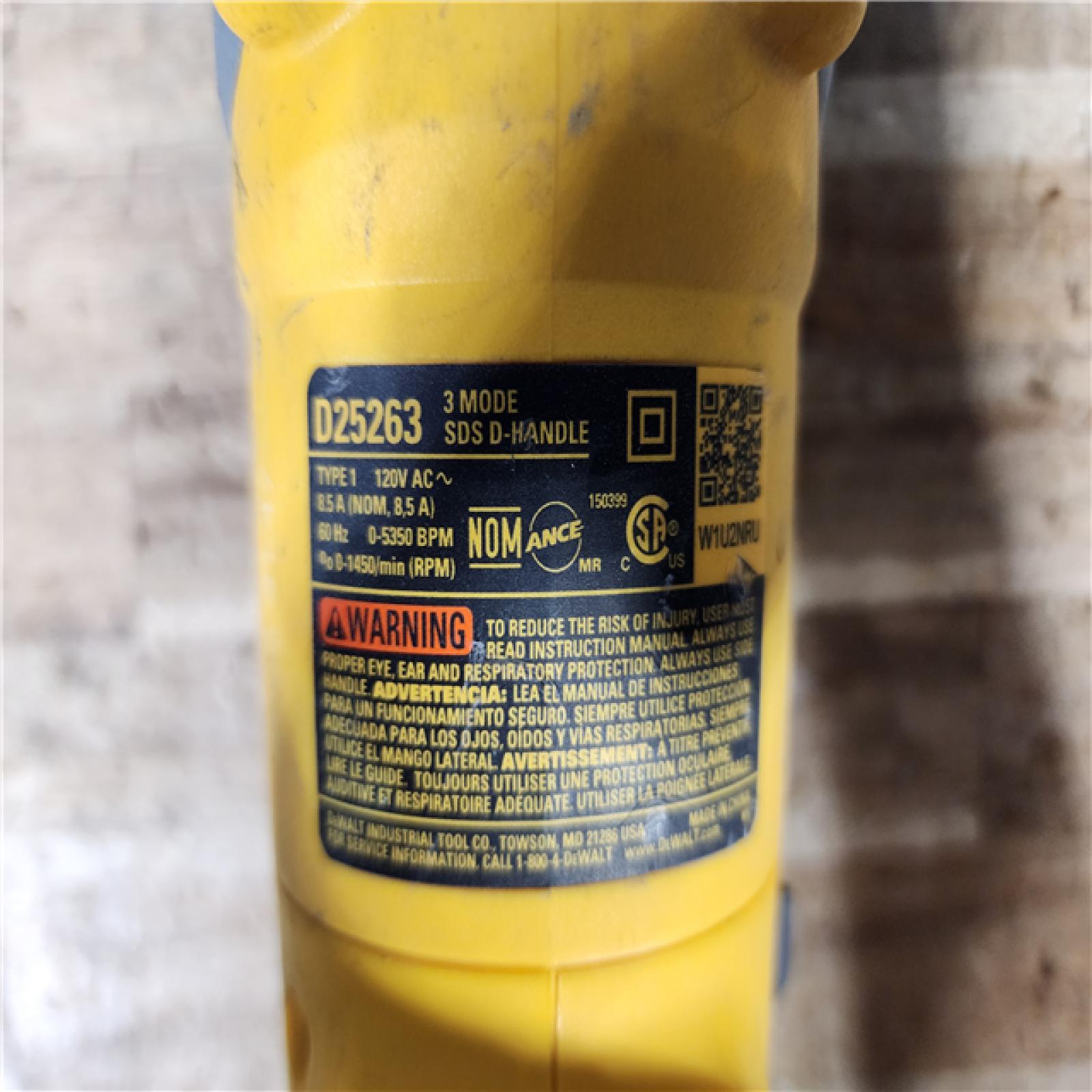 HOUSTON LOCATION - AS - IS DEWALT 8.5 Amp 1-1/8 in. Corded SDS-PLUS D-Handle Concrete/Masonry Rotary Hammer Drill