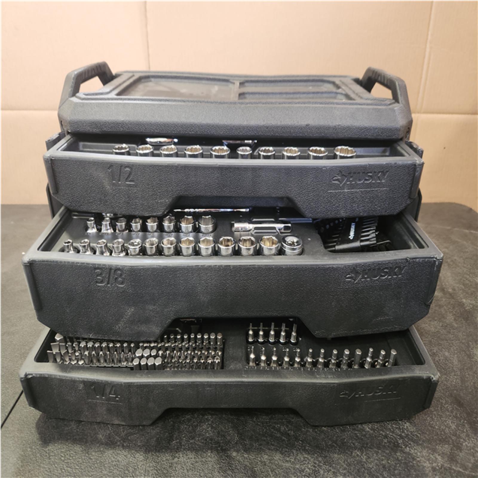 Phoenix NEW Husky 280-Piece SAE/Metric Mechanics Tool Set with Tool Box