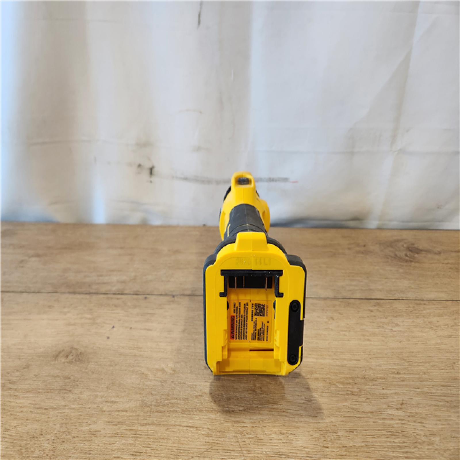 AS-IS- DEWALT 20V MAX Cordless Cut Out Tool