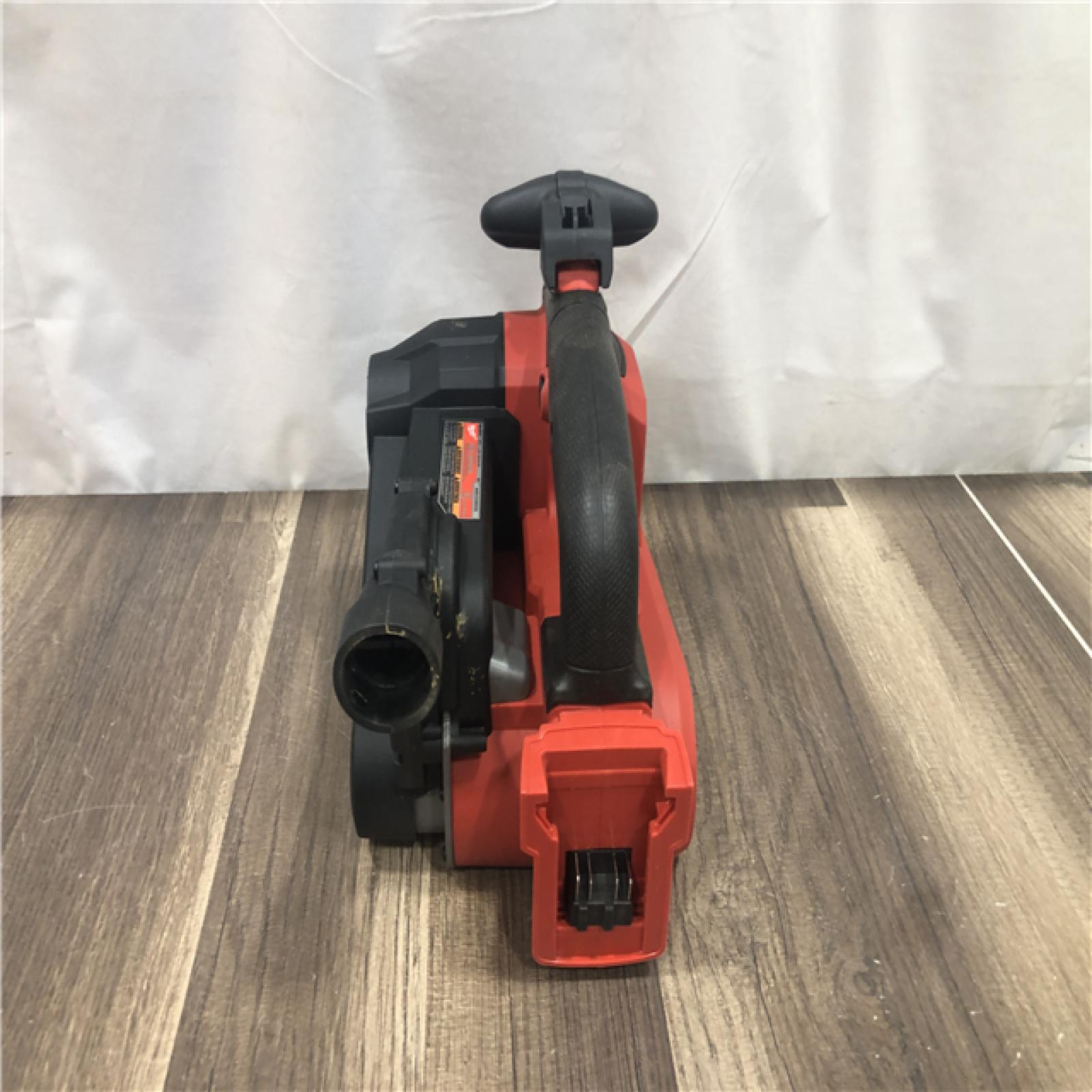 AS-IS Milwaukee M18 FUEL 18-Volt Lithium-Ion Cordless Belt Sander (Tool-Only)