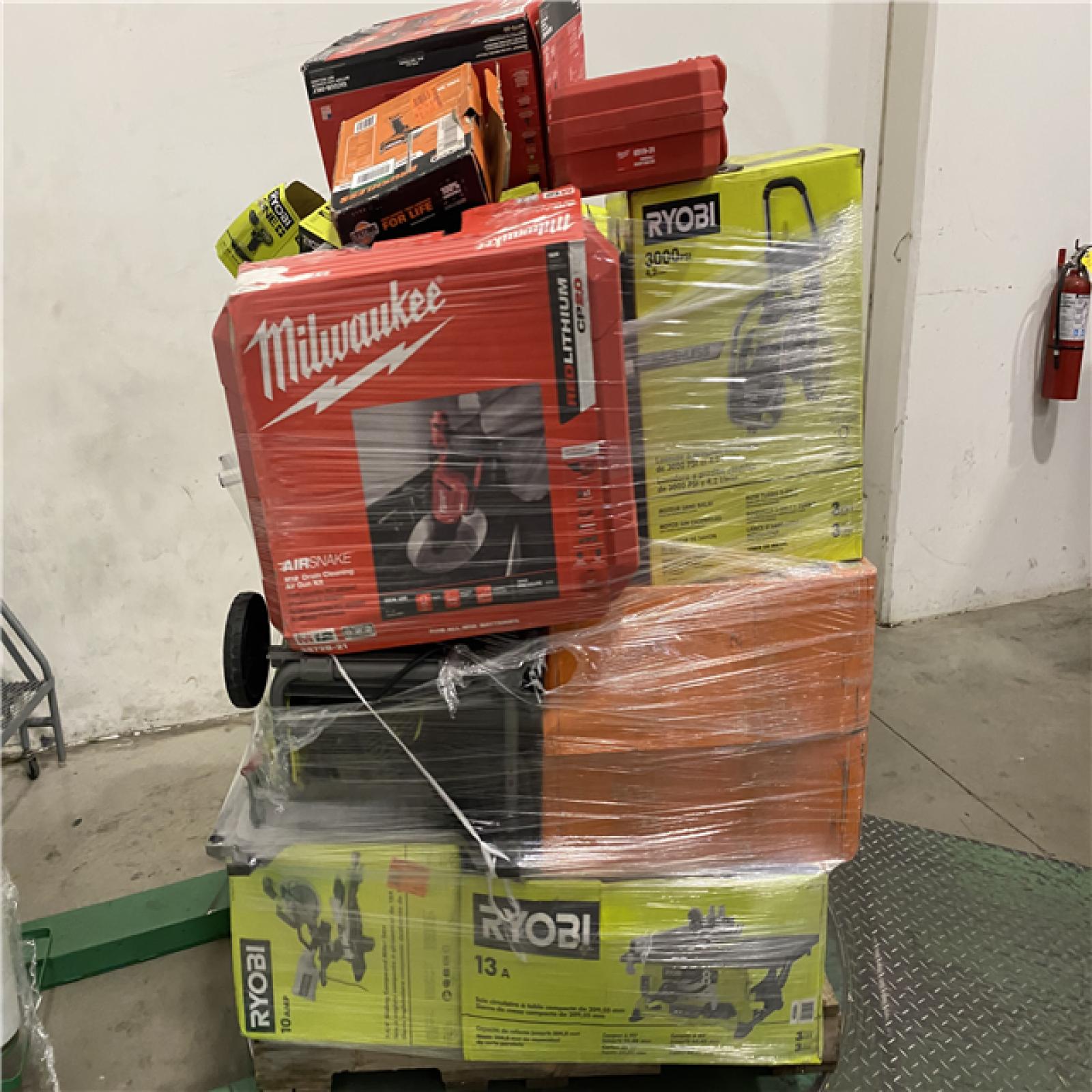Dallas Location - As-Is Tool Pallet