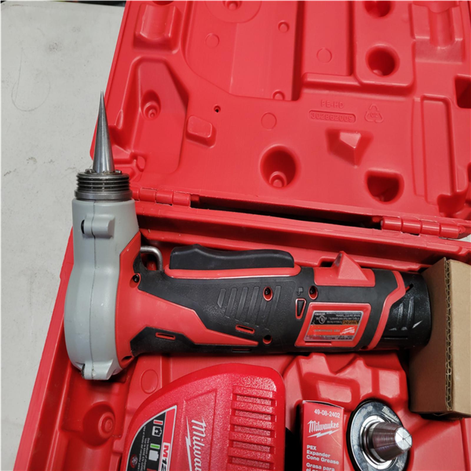CALIFORNIA AS-IS MILWAUKEE M12 PEX EXPANDER KIT