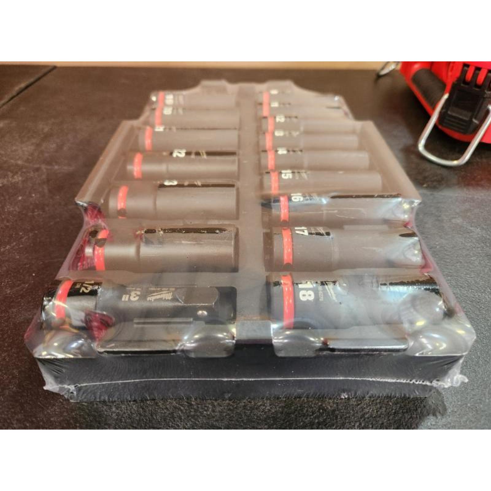 Phoenix NEW Milwaukee SHOCKWAVE Impact-Duty 1/2 in. Drive Metric and SAE Standard Impact PACKOUT Socket Set 16 pieces (SEALED)