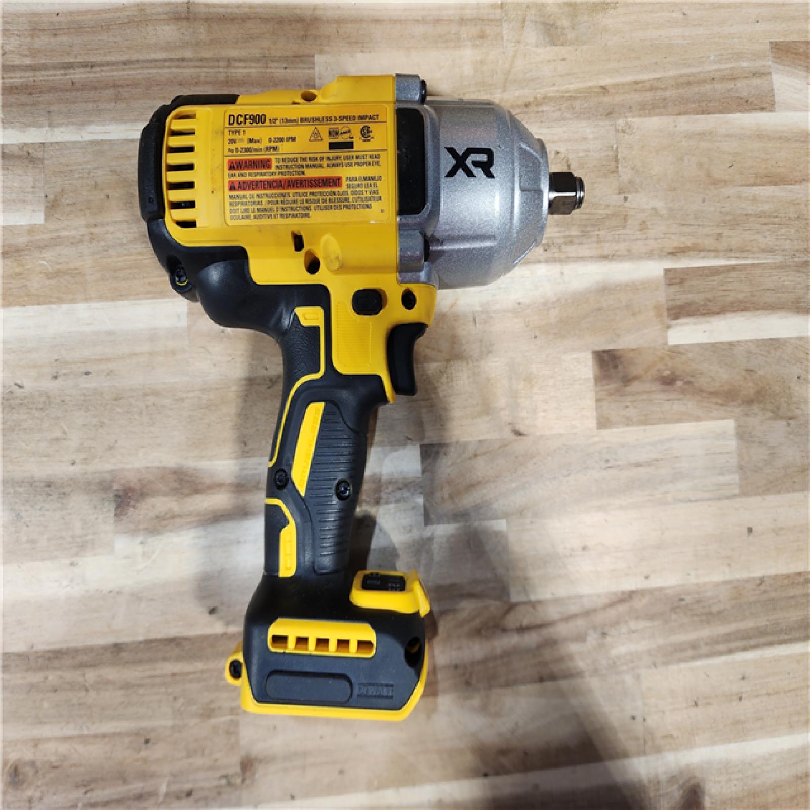 HOUSTON LOCATION - AS-IS (APPEARS LIKE NEW) DEWALT 20V MAX* XR 1/2 High Torque Impact Wrench W/ BATTERY & CHARGER