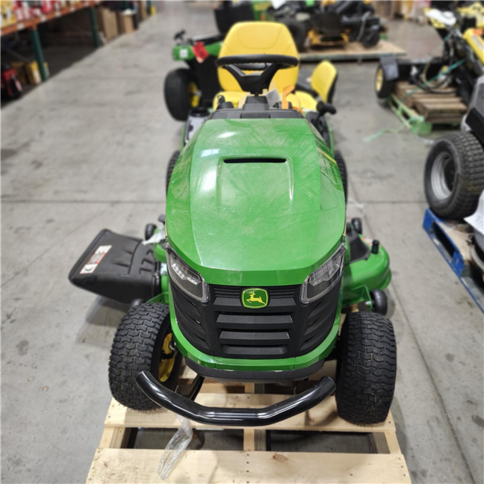 Dallas Location - As-Is John Deere S140 lawn tractor - mowers
