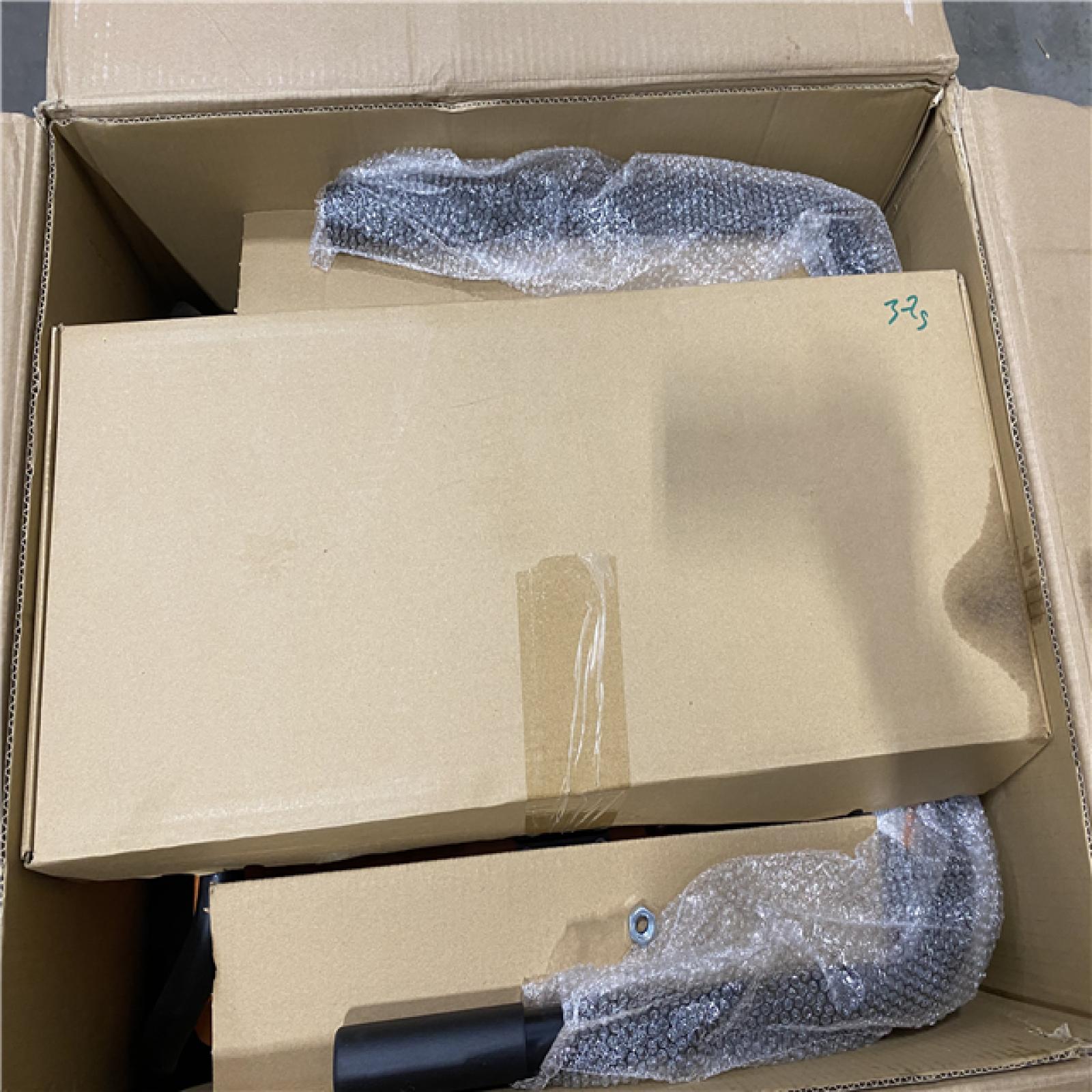 Dallas Location - As-Is Generac 12500/9500-Watt Tri-Fuel Portable Generator