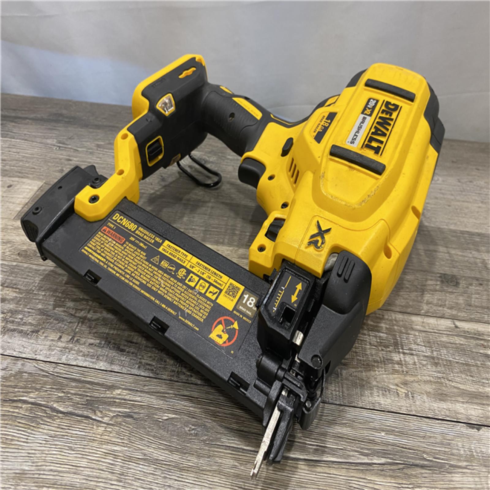 AS-IS DEWALT 20V MAX XR Lithium-Ion Electric Cordless 18-Gauge Brad Nailer (Tool Only)