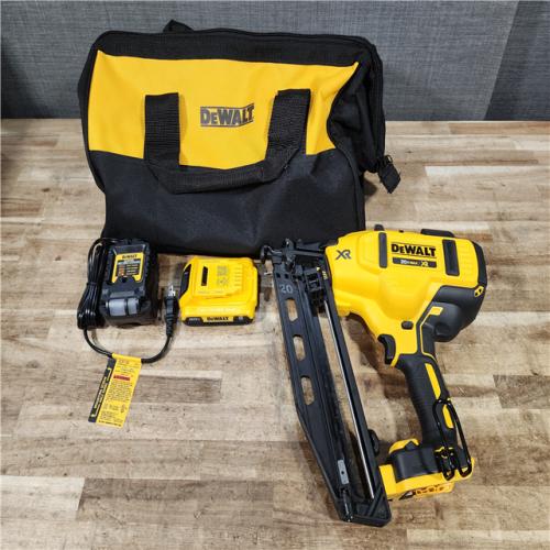 HOUSTON LOCATION - AS - IS DEWALT 20V MAX XR 16-Gauge Electric Cordless Angled Finishing Nailer Kit