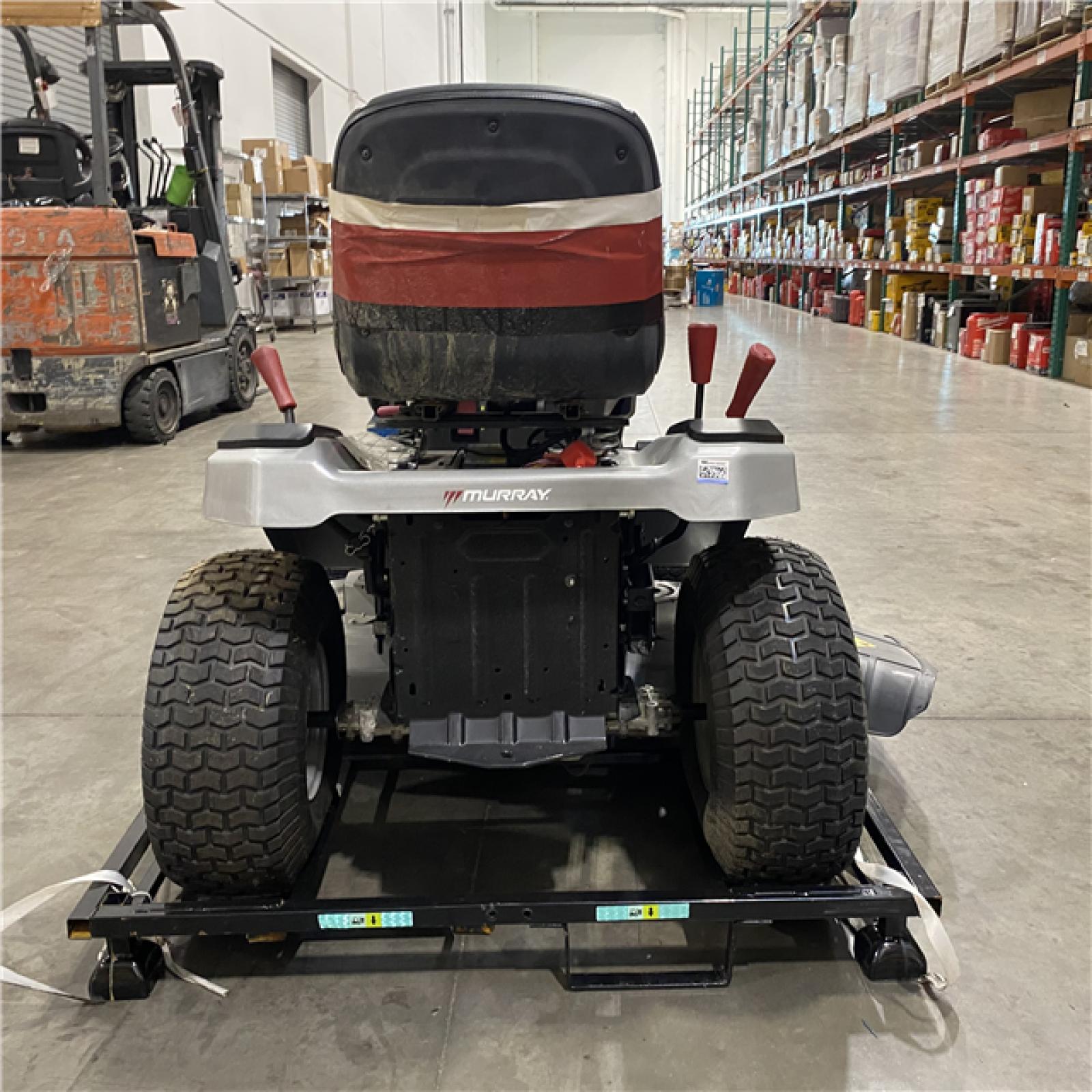 Dallas Location - As-Is Murray® MT200 42 Riding Lawn Tractor