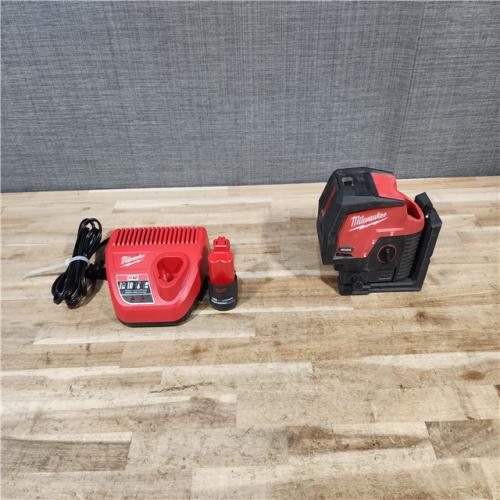 HOUSTON LOCATION - AS-IS Milwaukee Green 125 Ft. Cross Line and Plumb Points Laser Level Kit