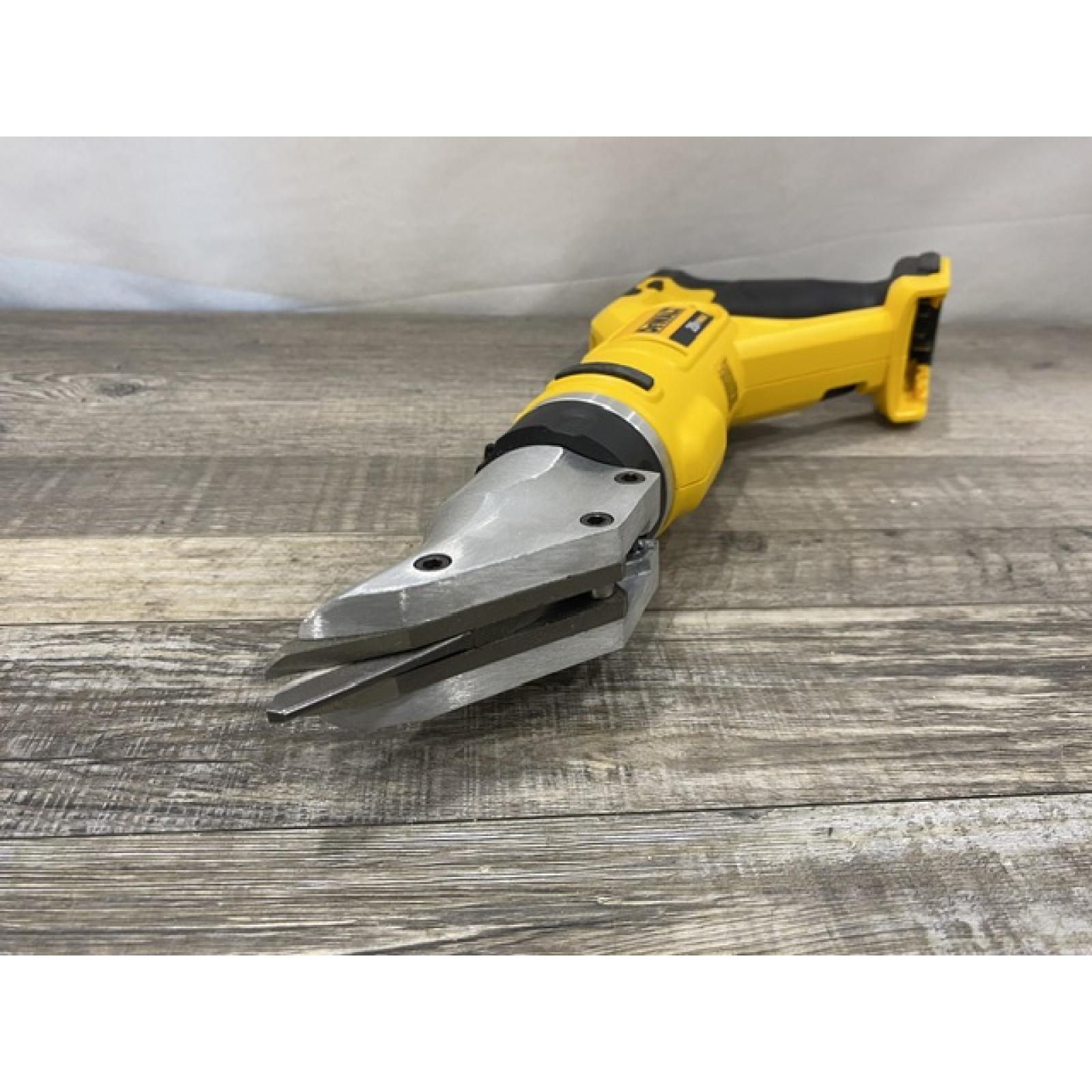 AS-IS DEWALT 20V MAX Cordless 18-Gauge Swivel Head Shears (Tool Only)