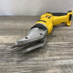 AS-IS DEWALT 20V MAX Cordless 18-Gauge Swivel Head Shears (Tool Only)