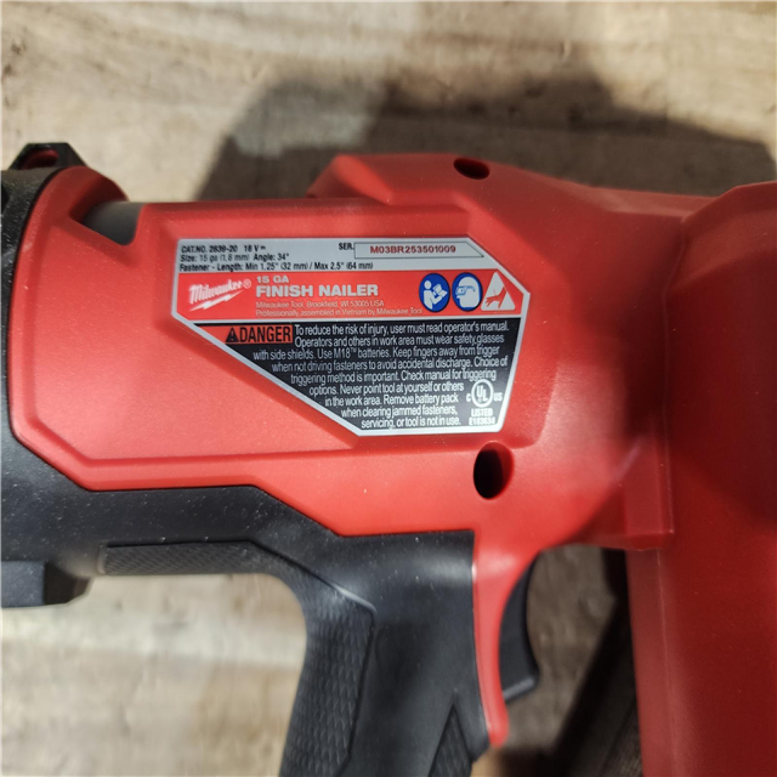 HOUSTON LOCATION - AS - IS Milwaukee FUEL 18-Volt Lithium-Ion Brushless Cordless Gen II 15-Gauge Angled Finish Nailer (Tool-Only)