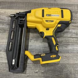 AS-IS DEWALT 20V MAX XR Lithium-Ion 16-Gauge Cordless Finish Nailer Kit