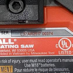 LIKE NEW - Milwaukee FUEL 18V Lithium-Ion Brushless Cordless SAWZALL Reciprocating Saw Kit