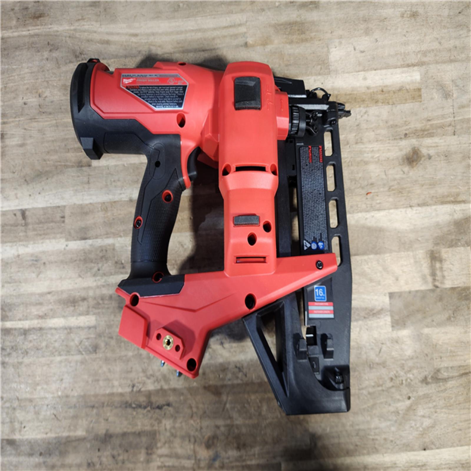 HOUSTON LOCATION - AS-IS MILWAUKEE 16 GAUGE STRAIGHT FINISH NAILER (TOOL ONLY)