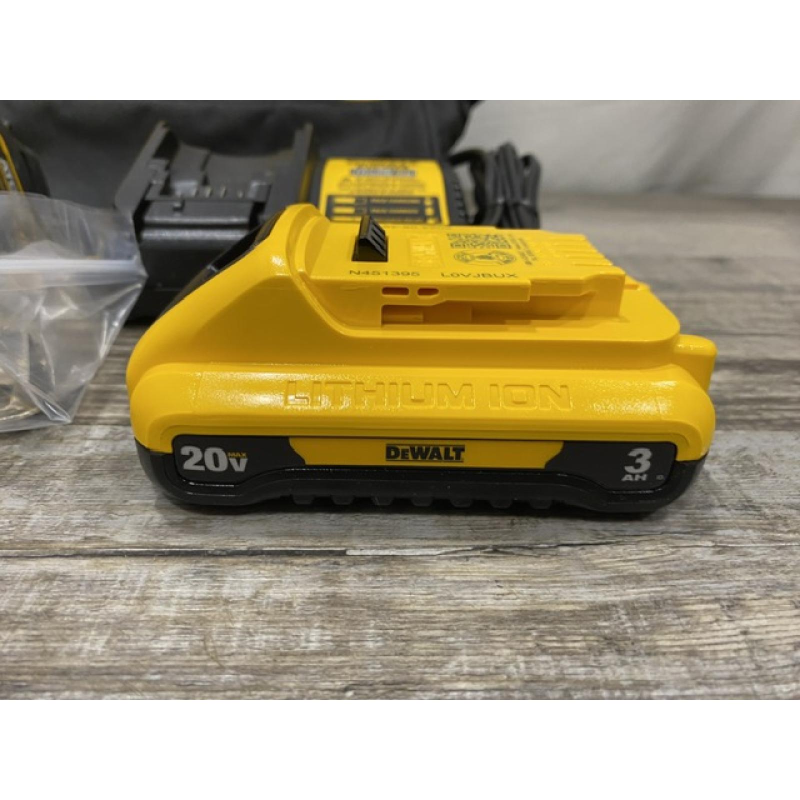 AS-IS DEWALT ATOMIC 20V Cordless 1/2 in. Compact Hammer Drill Kit