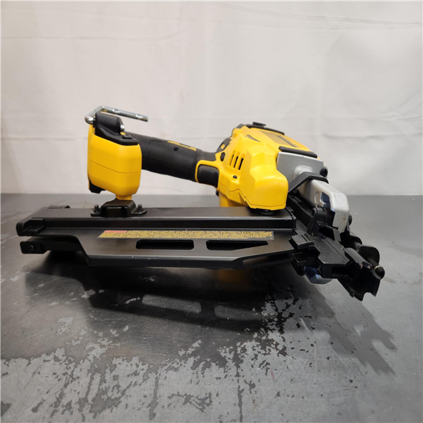 AS-IS- DEWALT 20-Volt 21° Cordless Framing Nailer (Tool-Only)