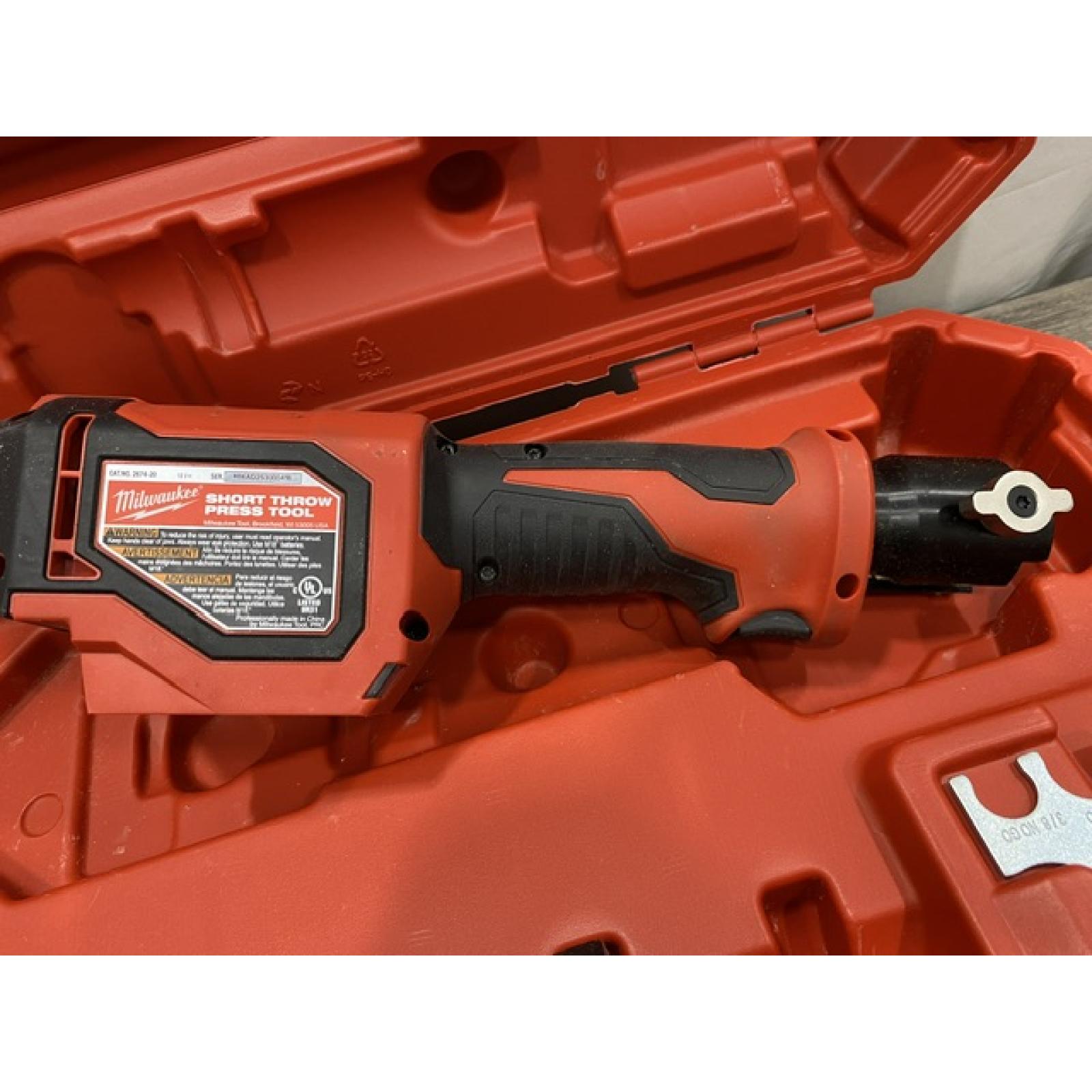 AS-IS Milwaukee 18V Lithium-Ion Cordless Short Throw Press Tool with 3 PEX Crimp Jaws Kit