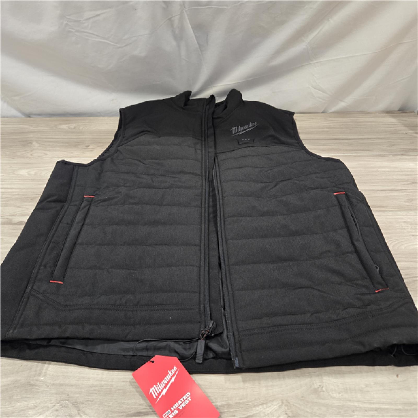 AS-IS Milwaukee Large M12 Heated Axis Vest Kit