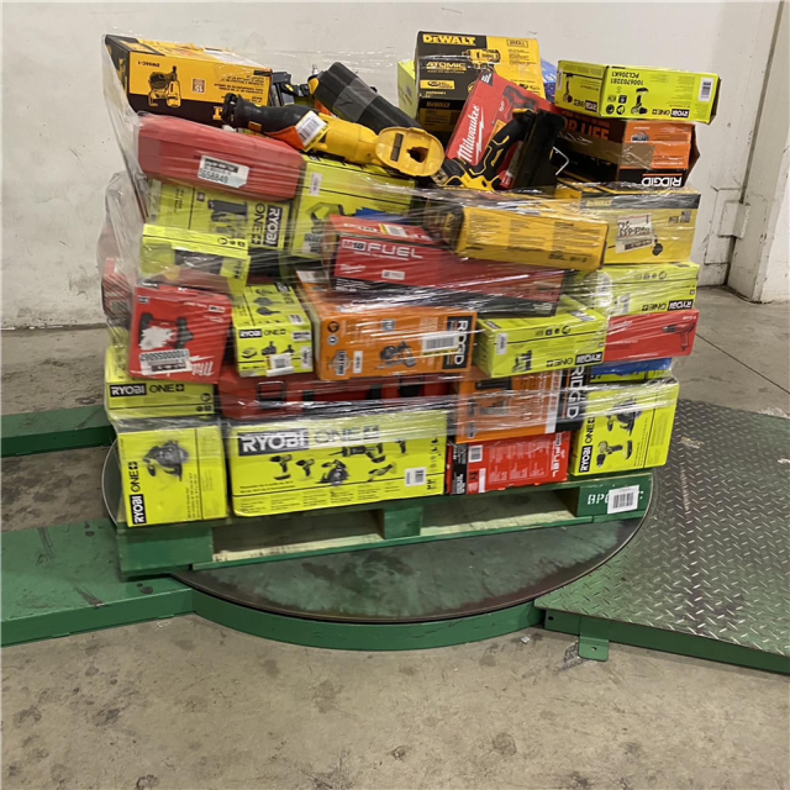 Dallas Location - As-Is Tool Pallet