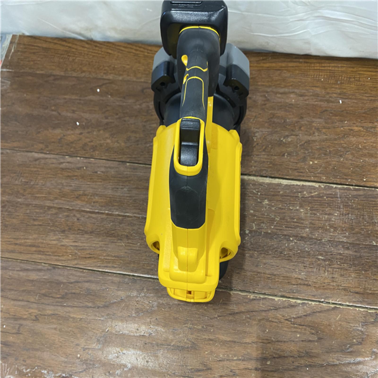 AS-IS DEWALT 20V MAX* XR Brushless Cordless Handheld Blower Kit