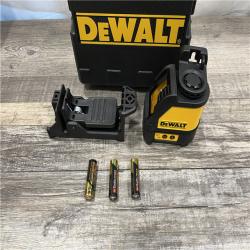 LIKE NEW - DEWALT 165 ft. Red Self-Leveling Cross-Line Laser Level Kit