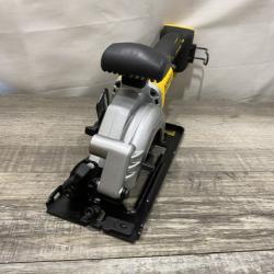 AS-IS DEWALT ATOMIC 20V MAX Cordless Brushless 4-1/2 in. Circular Saw (Tool Only)
