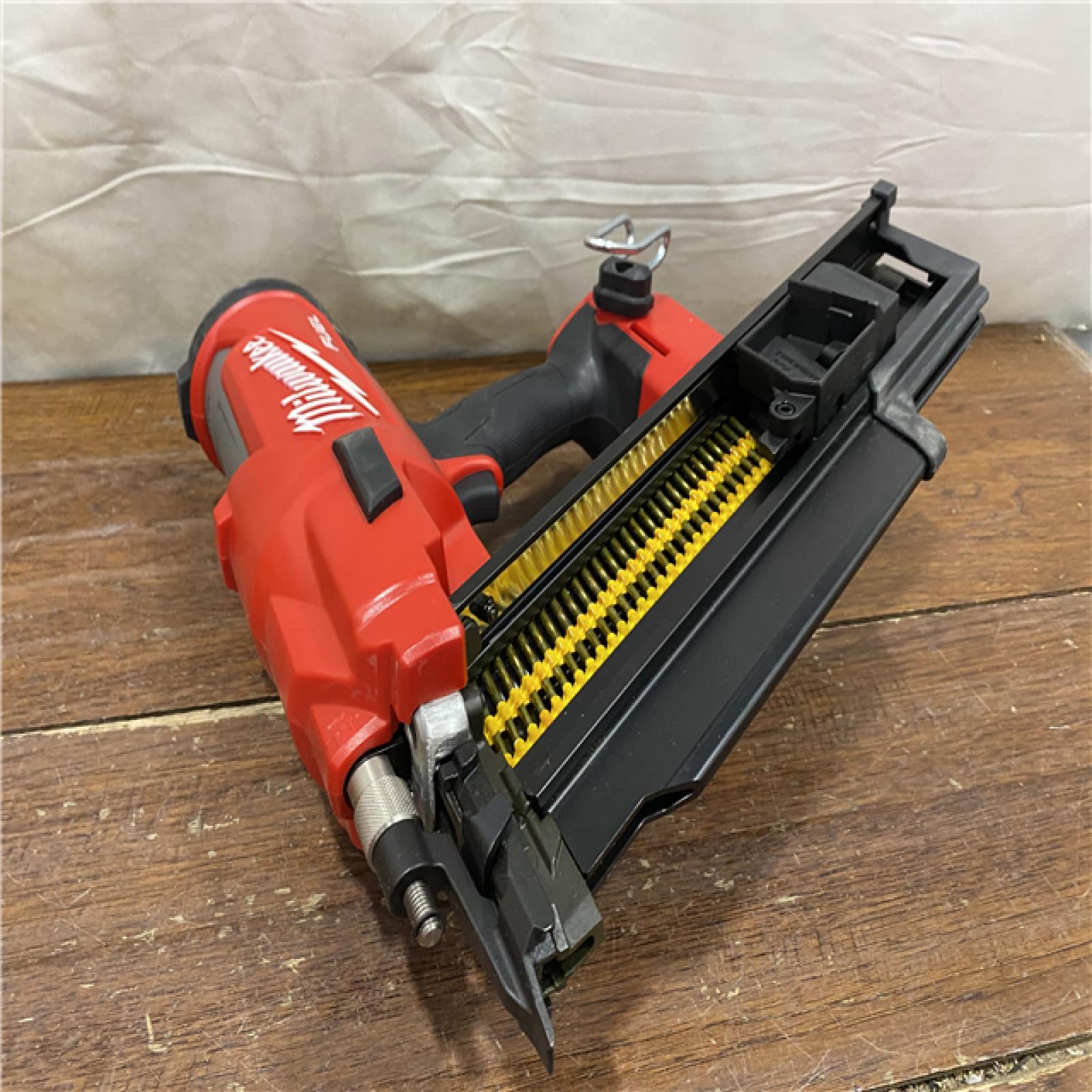 AS-IS Milwaukee 2744-20 M18 FUEL 3-1/2 in. 18-Volt 21-Degree Lithium-Ion Brushless Cordless Framing Nailer (Tool-Only)