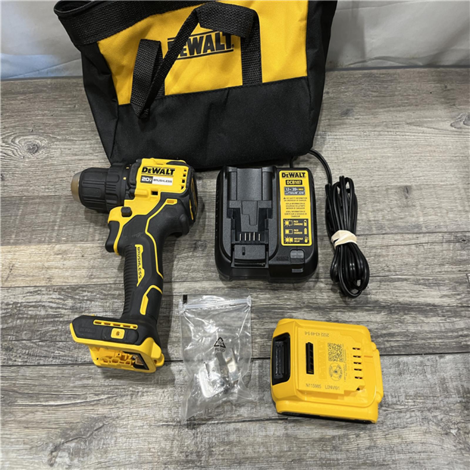 AS-IS DEWALT 20V MAX Compact Brushless Cordless 1/2-in Drill/Driver Kit