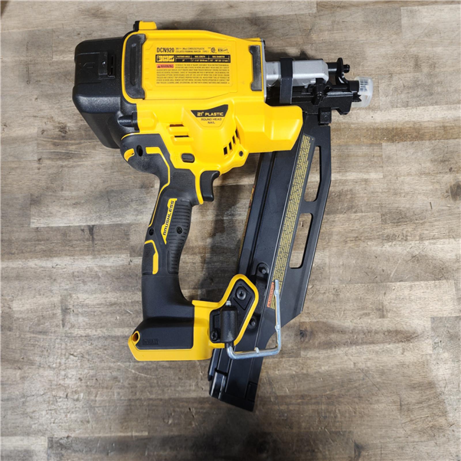 HOUSTON LOCATION - AS-IS DEWALT 20-Volt 21° Cordless Framing Nailer (Tool-Only)