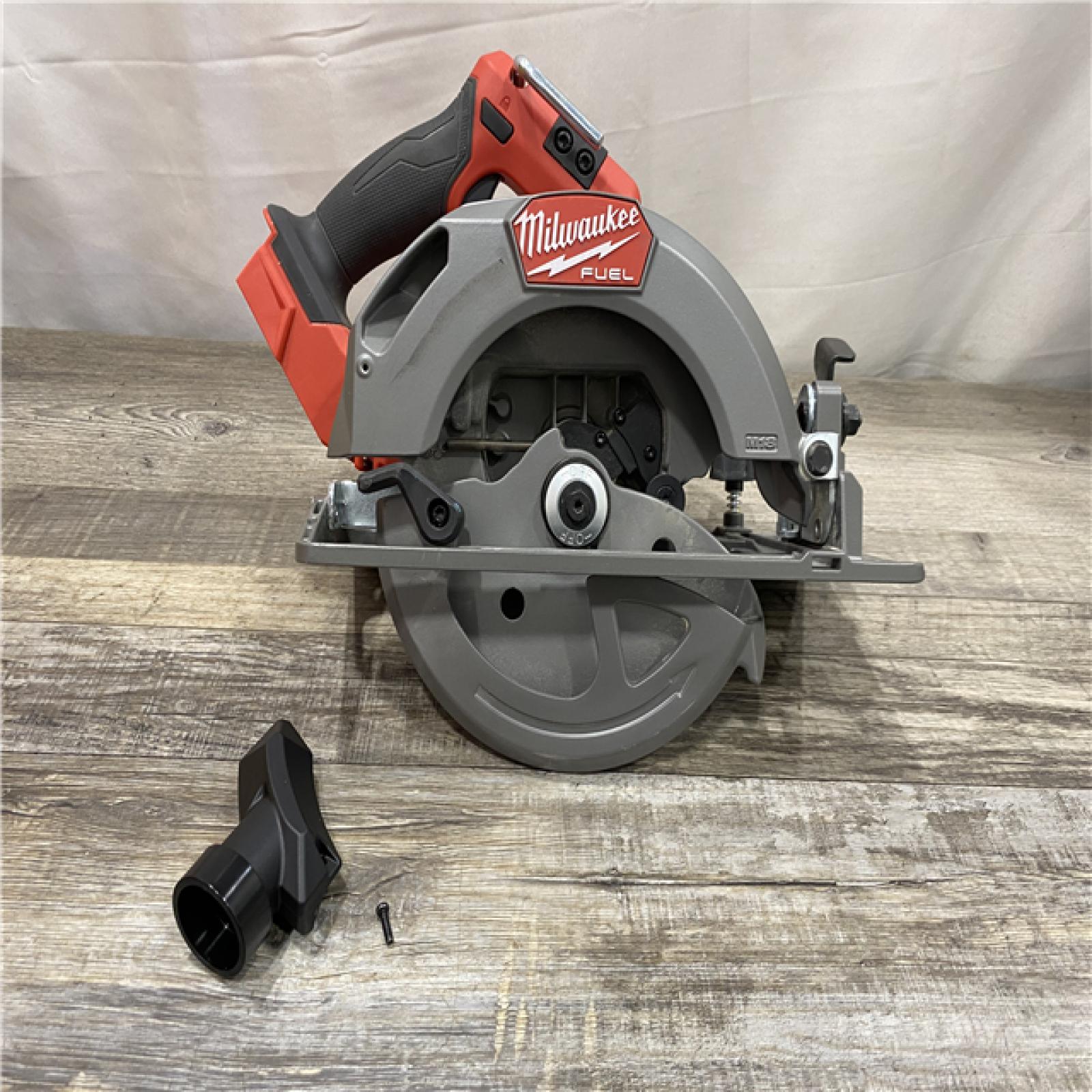 AS-IS Milwaukee FUEL 18V Lithium-Ion Brushless Cordless 7-1/4 in. Circular Saw (Tool-Only)