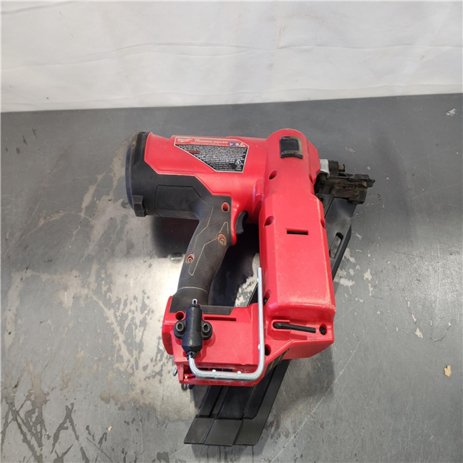 AS-IS- Milwaukee M18 FUEL 30 Degree Framing Nailer (TOOL ONLY)
