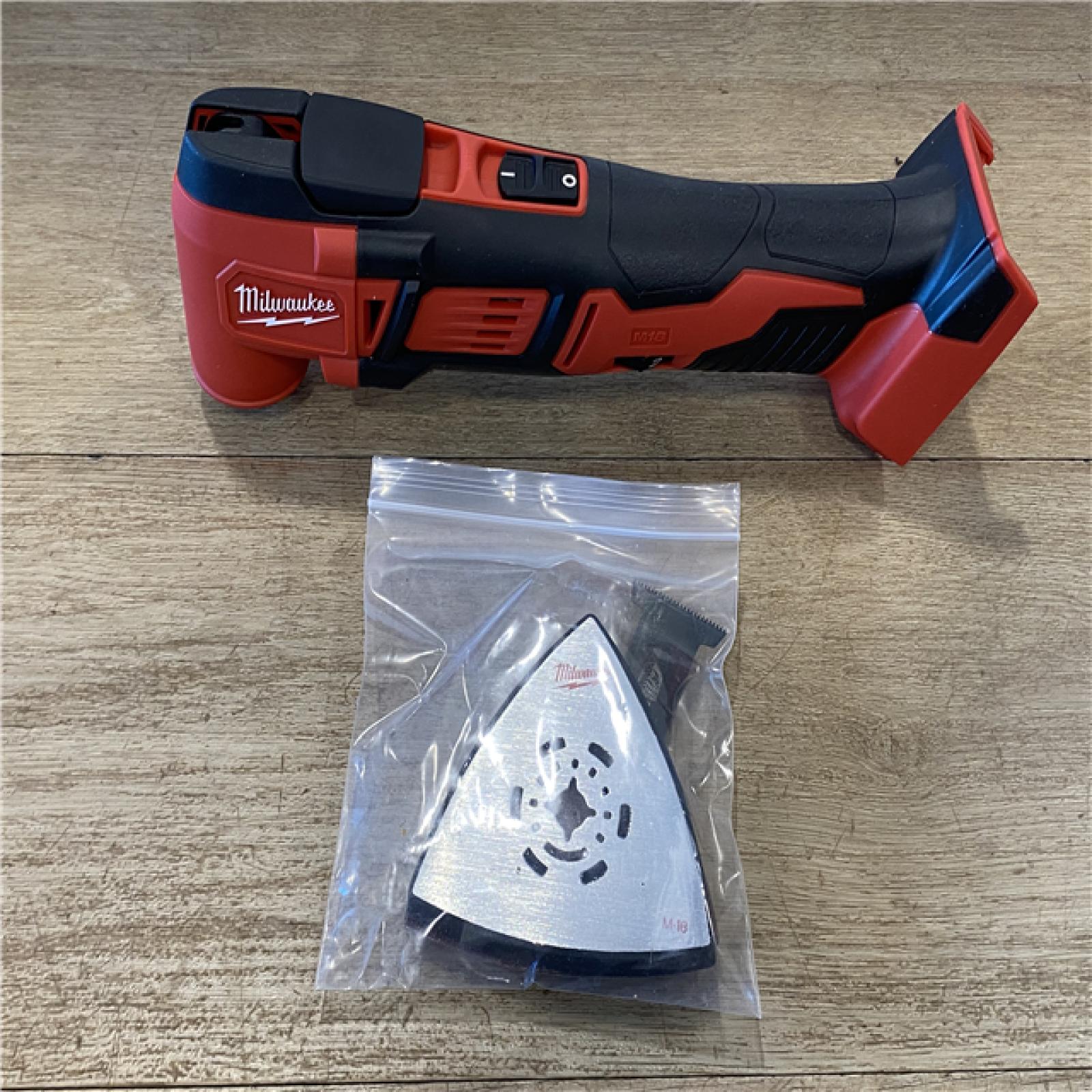 AS-IS Milwaukee 18V Lithium-Ion Cordless Oscillating Multi-Tool (Tool-Only)